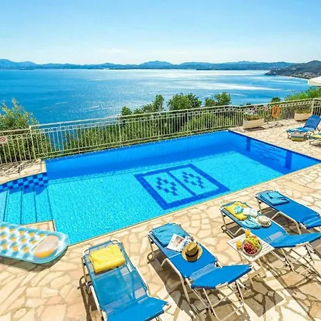 Angela Nissaki Vila Nisaki (Corfu)